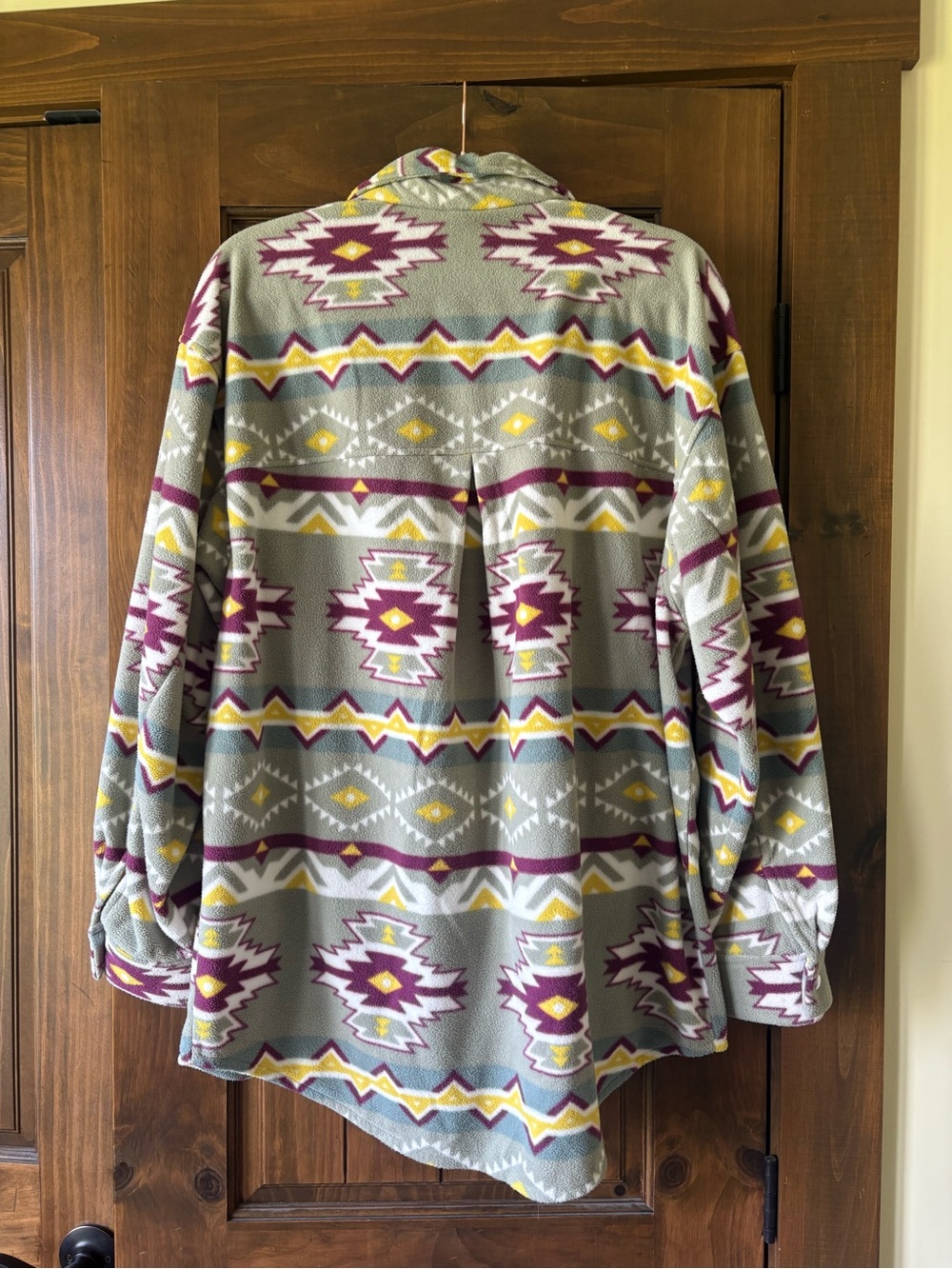 H&M Aztec Fleece Shacket - Picture 3 of 8